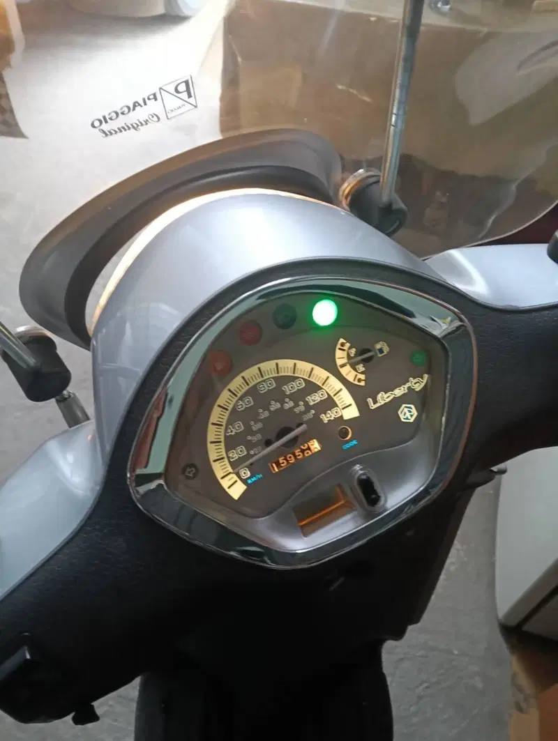 Piaggio Liberty 200 4T  (3)