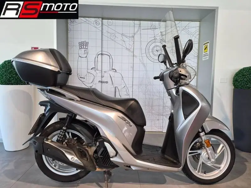 Honda SH 150i (2017 - 19) (2)