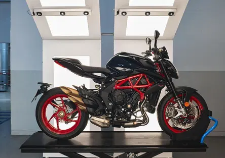 Ehi! C'è un nuovo colore per la Brutale 800!