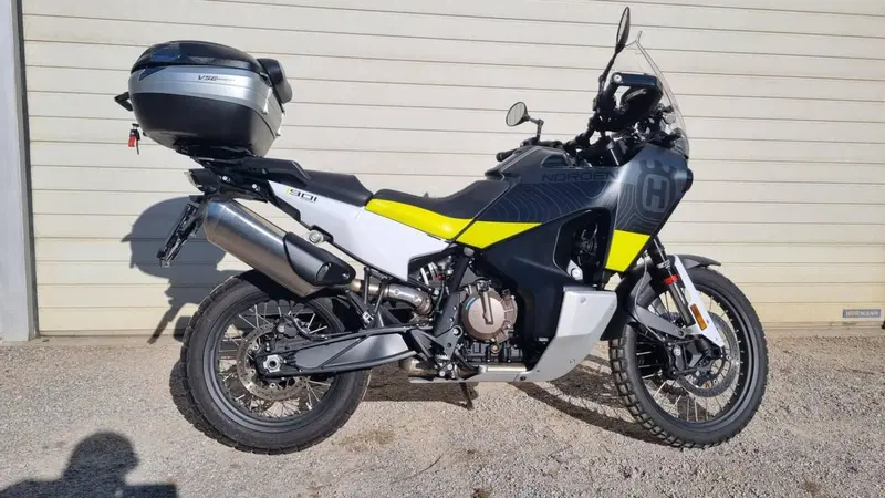 Husqvarna Norden 901 (2022 - 26) (2)