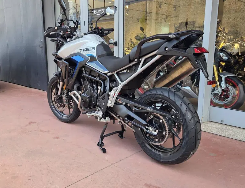 Triumph Tiger 900 Alpine Special Edition (2026) (7)