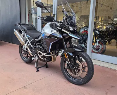 Triumph Tiger 900 Alpine Special Edition (2026) nuova