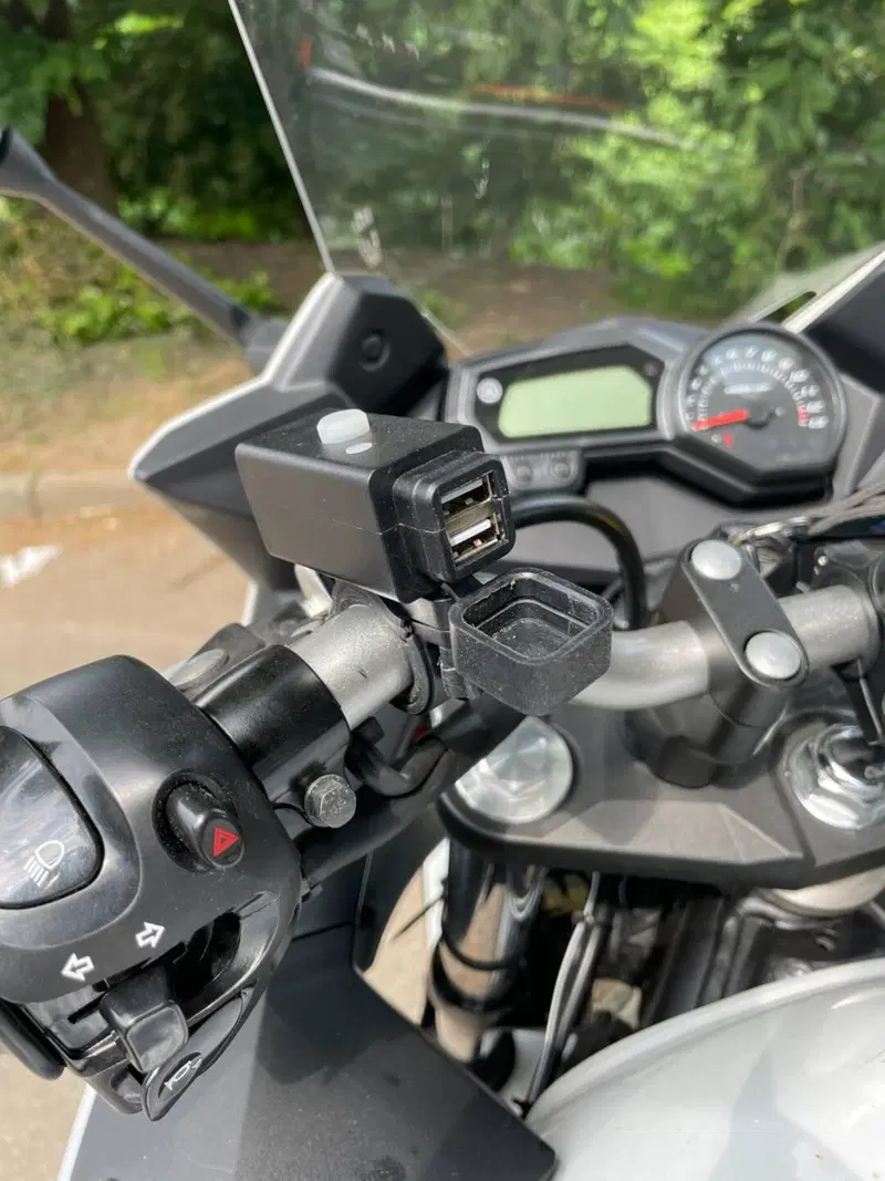 Yamaha XJ6 Diversion (2009 - 15) (9)