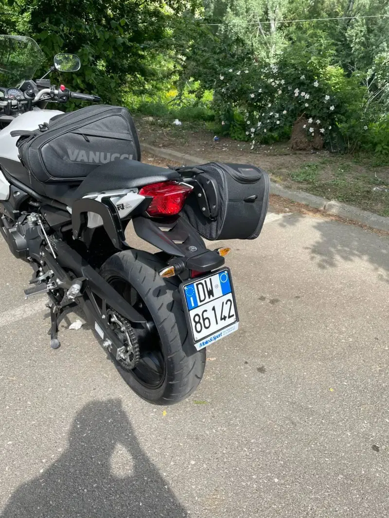 Yamaha XJ6 Diversion (2009 - 15) (11)