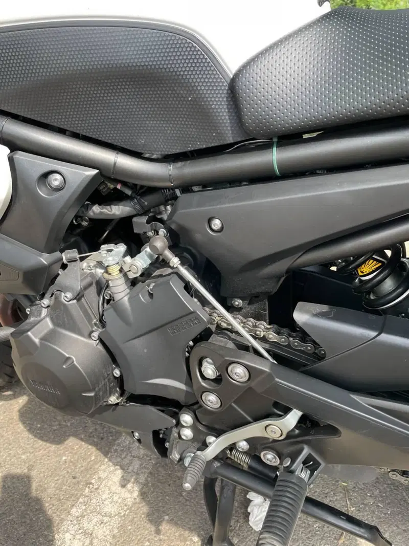 Yamaha XJ6 Diversion (2009 - 15) (12)