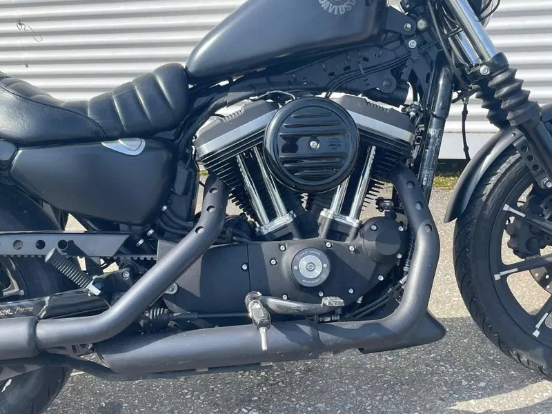 Harley-Davidson 883 Iron (2017 - 20) - XL 883N (3)