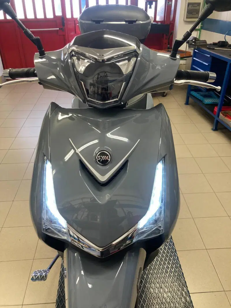 Sym HD 300 (2021 - 25) (6)