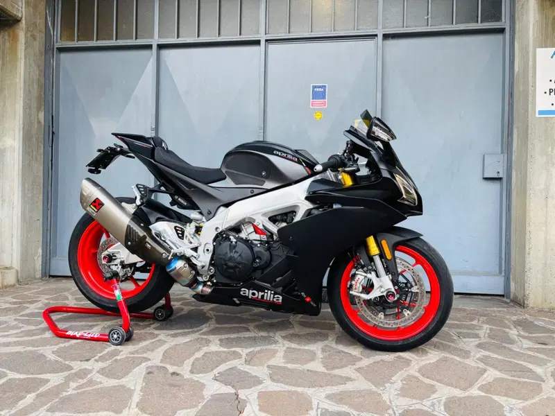 Aprilia RSV4 RR (2019 - 20) (2)