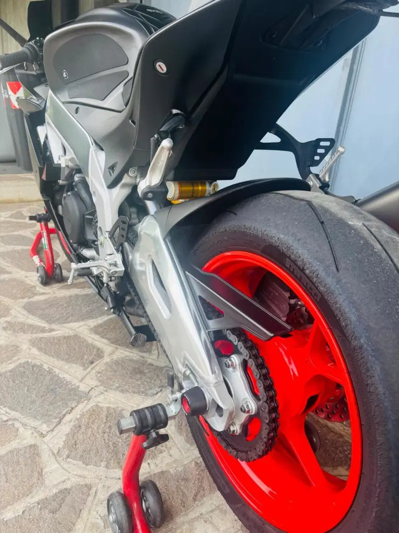 Aprilia RSV4 RR (2019 - 20) (7)
