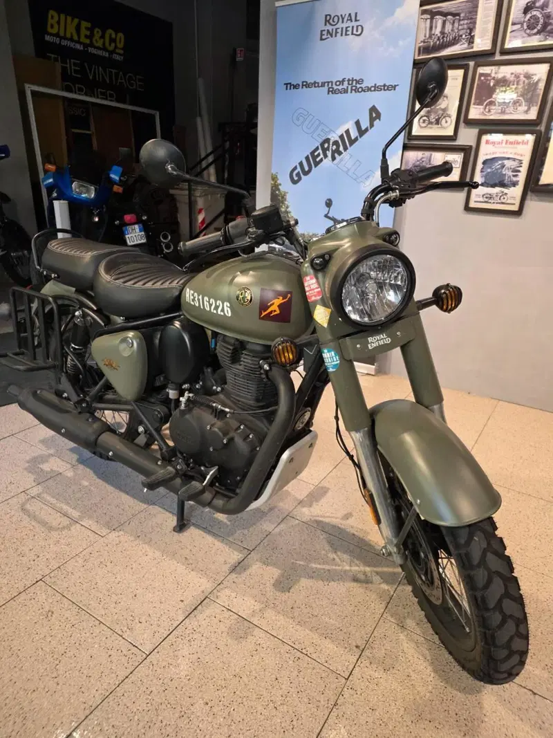 Royal Enfield Classic 350 (2021 - 26) (2)