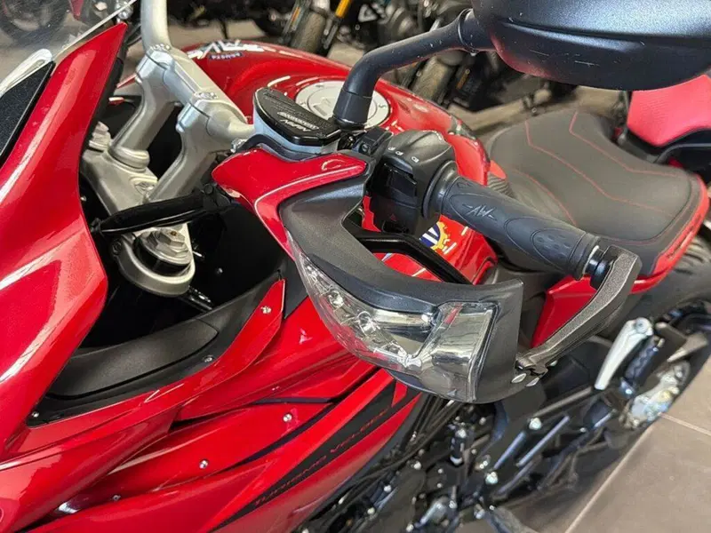 MV Agusta Turismo Veloce 800 Rosso (2021 - 23) (13)
