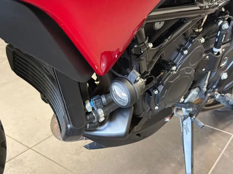MV Agusta Turismo Veloce 800 Rosso (2021 - 23) (14)