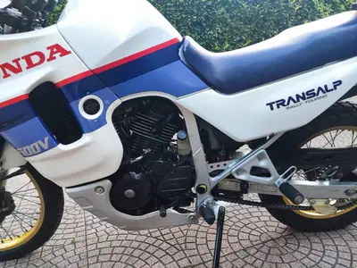 Honda transalp 600 d'epoca