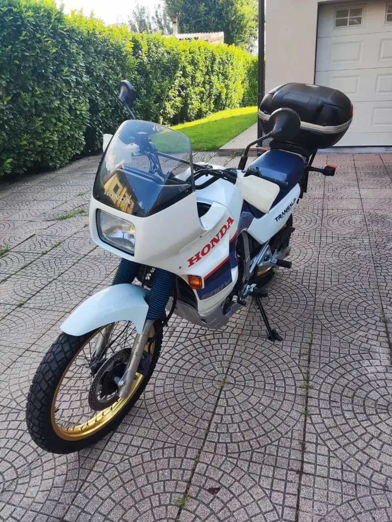 Honda transalp 600 (9)
