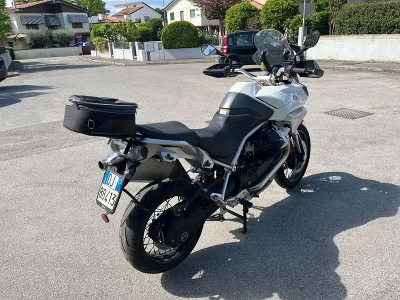 Moto Guzzi Stelvio 1200 4V (2008 - 10)