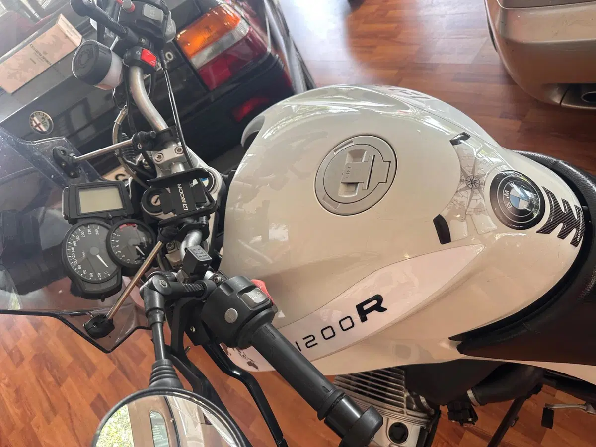 Bmw R 1200 R (2011 - 14) (2)