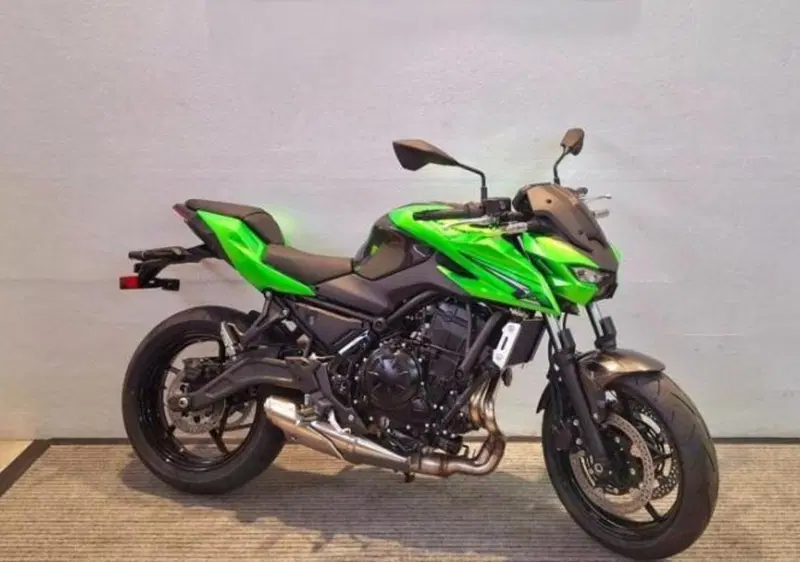 Kawasaki Z 650 Sport (2025 - 26)
