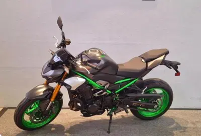 Kawasaki Z 900 SE (2025 - 26) nuova