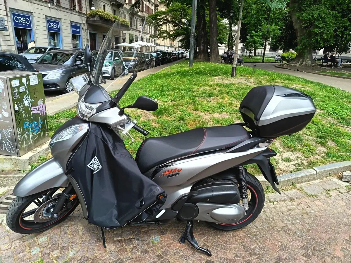 Honda SH 300 i Sport ABS (2018 - 20)
