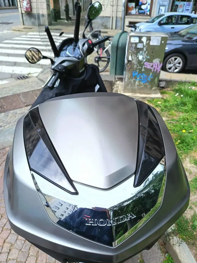 Honda SH 300 i Sport ABS (2018 - 20) (4)