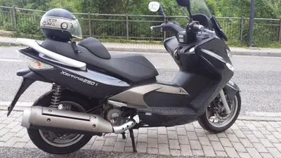 Kymco Xciting 250i (2007 - 08) usata