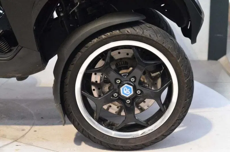 Piaggio Mp3 300 ie Business LT ABS (2014 - 16) (4)