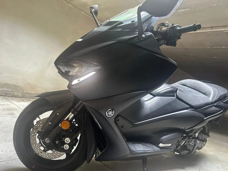 Yamaha T-Max 560 (2020 - 21)