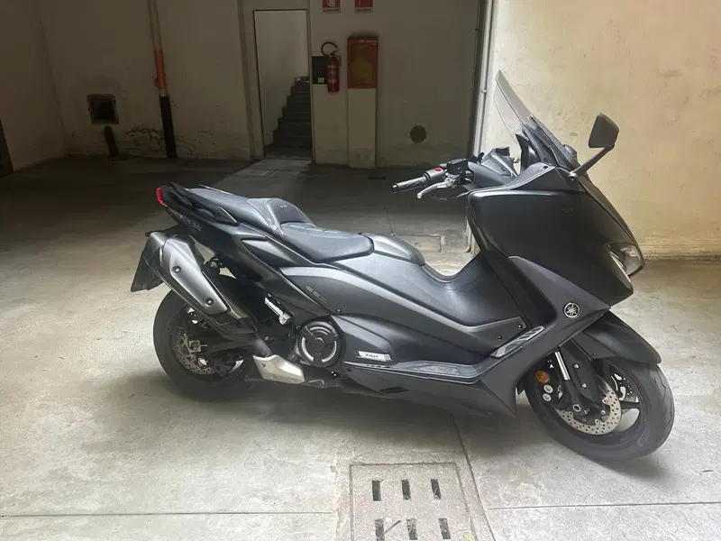 Yamaha T-Max 560 (2020 - 21) (2)