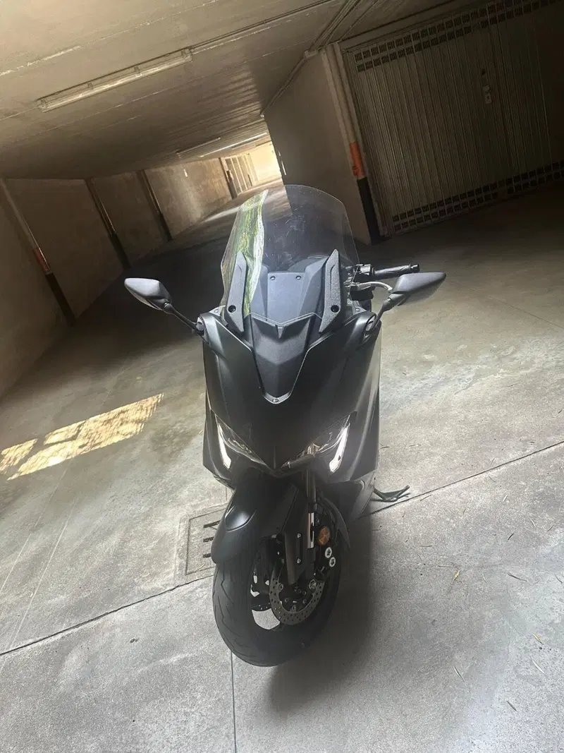Yamaha T-Max 560 (2020 - 21) (3)