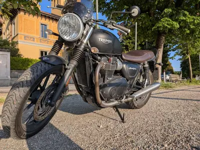 Triumph Street Twin 900 (2016) usata