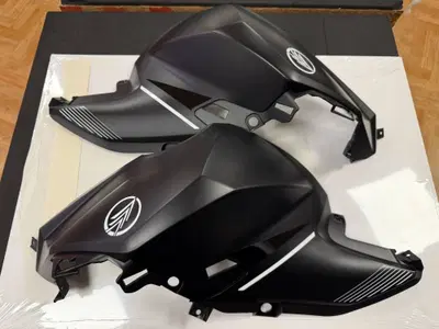 Kit carene nuovo RKF125 2024 Nere Benelli