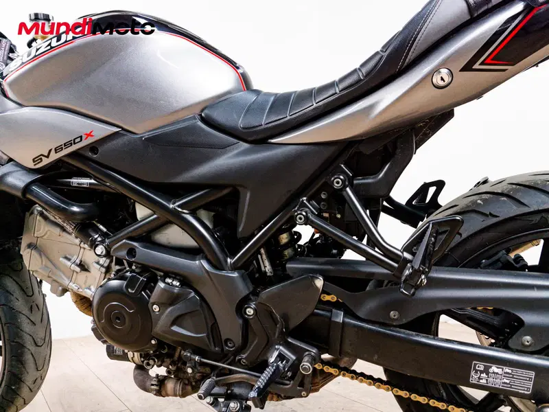 Suzuki SV 650 X (2018 - 20) (9)