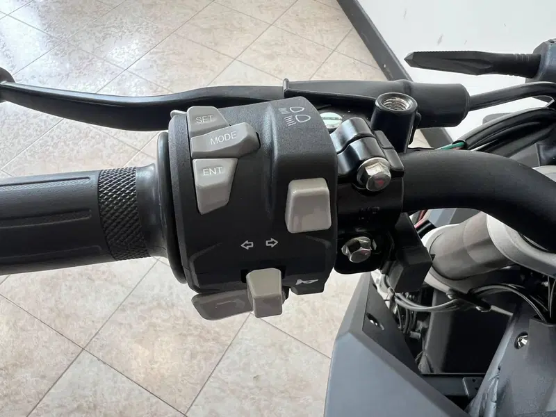 Swm Hoku 125 (2023 - 25) (6)