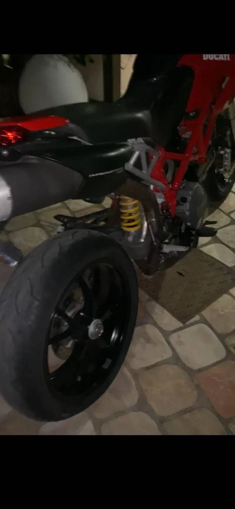 Ducati Hypermotard 796 (2012) (3)