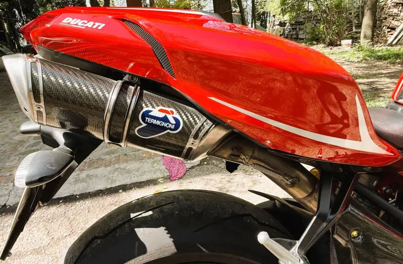 Ducati 1198 SP (2011 - 12) (5)