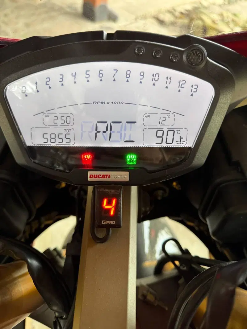 Ducati 1198 SP (2011 - 12) (10)