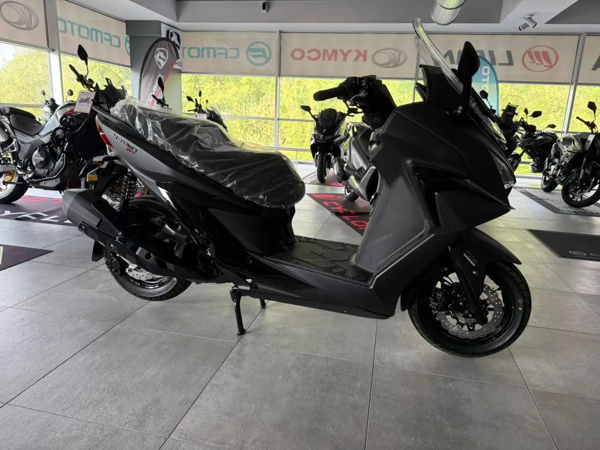Kymco X-Town 250ST (2026) (15)