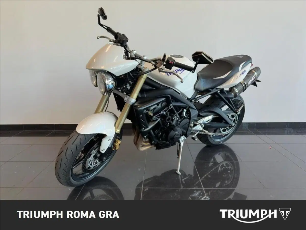 Triumph Street Triple (2007 - 12) (2)