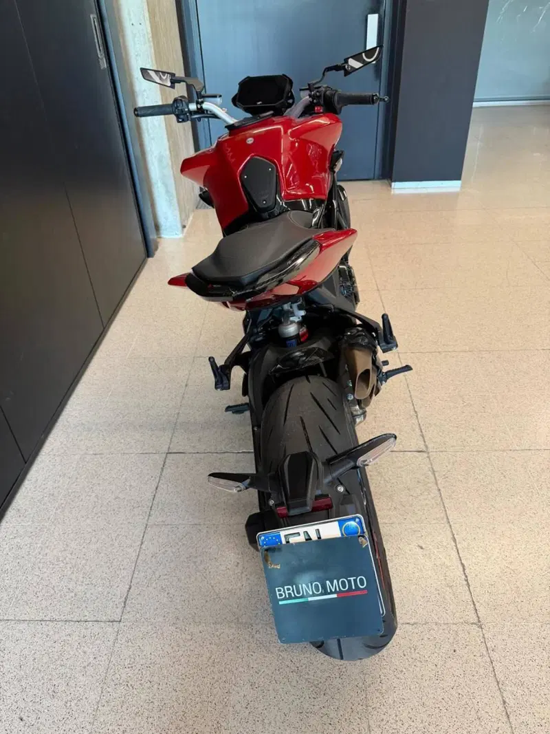 MV Agusta Brutale 800 R (2023 - 25) (4)