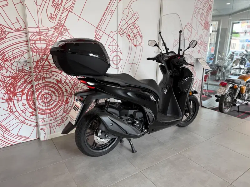 Honda SH 350i GT (2025 - 26) (3)