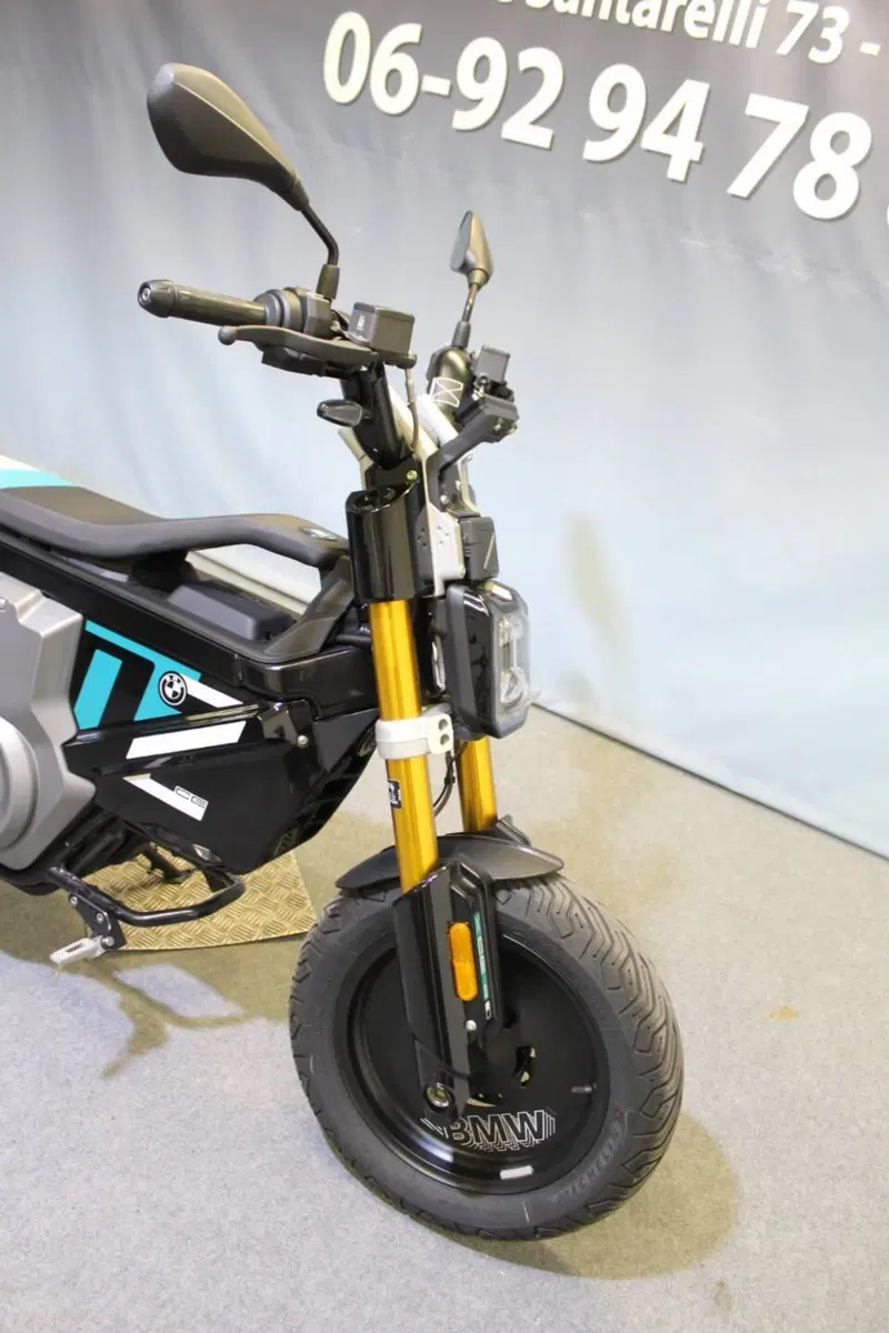 Bmw CE 02 (2024 - 26) (8)