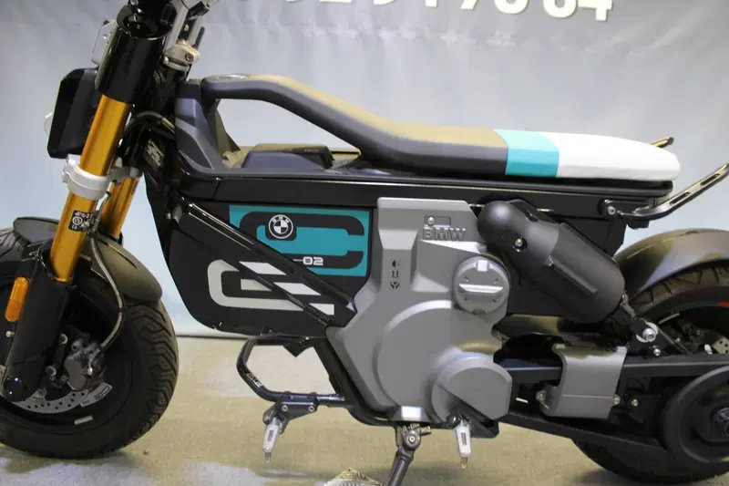 Bmw CE 02 (2024 - 26) (17)