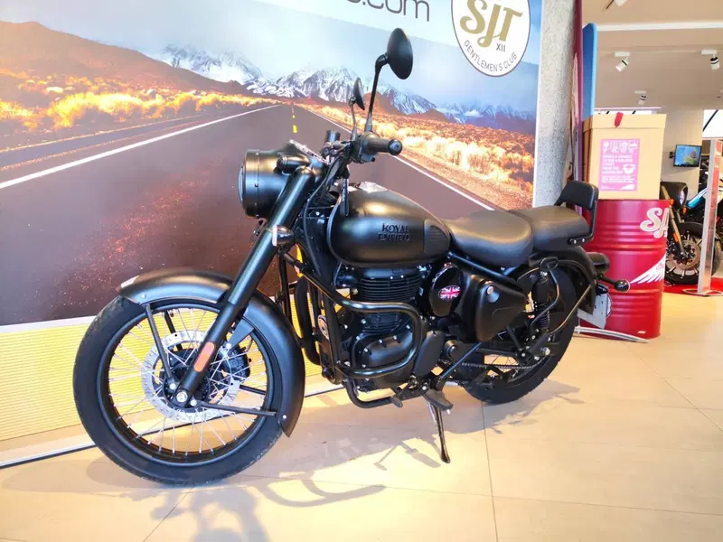 Royal Enfield Classic 350 (2021 - 26) (11)
