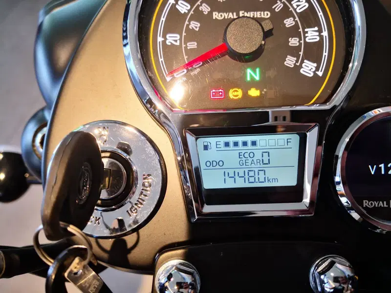 Royal Enfield Classic 350 (2021 - 26) (12)