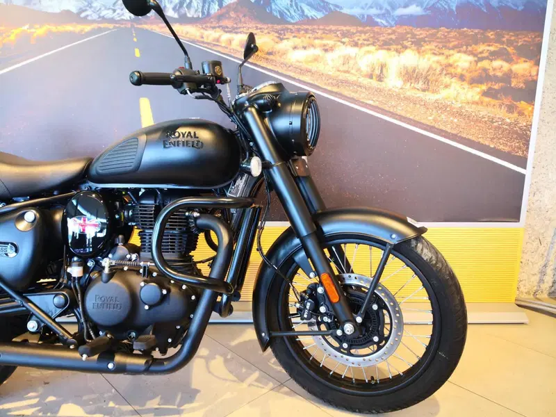 Royal Enfield Classic 350 (2021 - 26) (4)