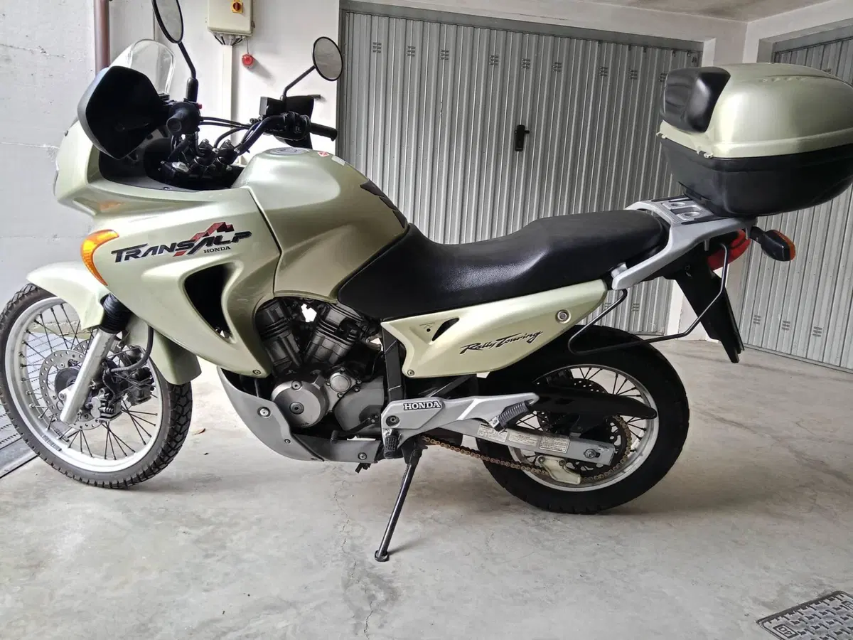 Honda Transalp XL 650V (2000 - 04)