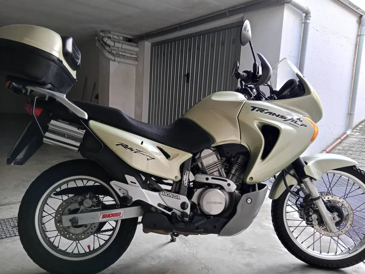 Honda Transalp XL 650V (2000 - 04) (2)