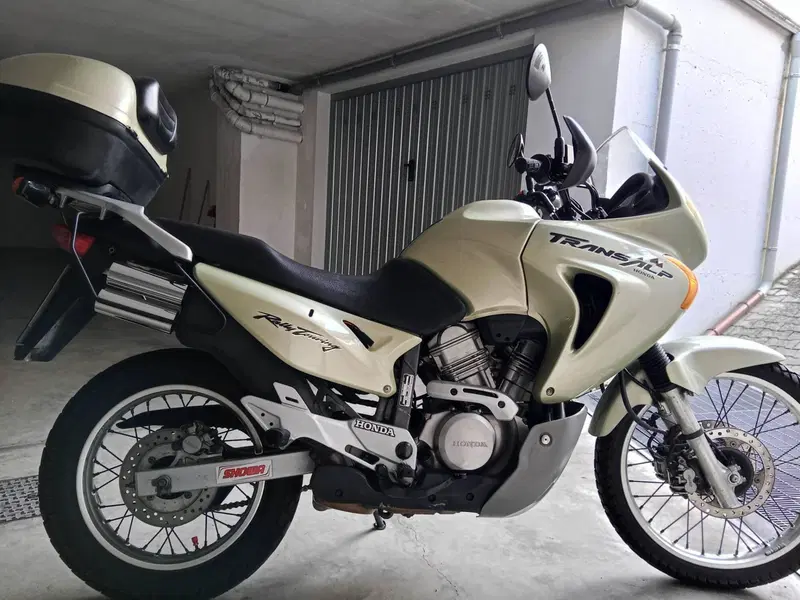 Honda Transalp XL 650V (2000 - 04) (2)