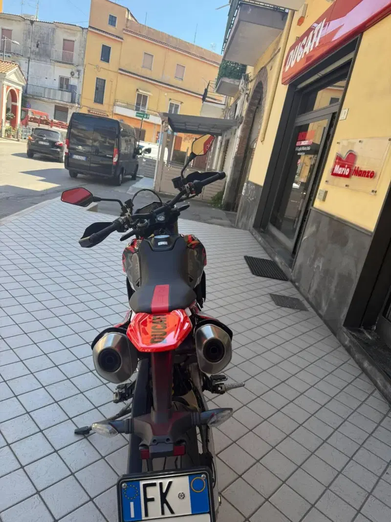 Ducati Hypermotard 698 Mono RVE (2024 - 26) (4)
