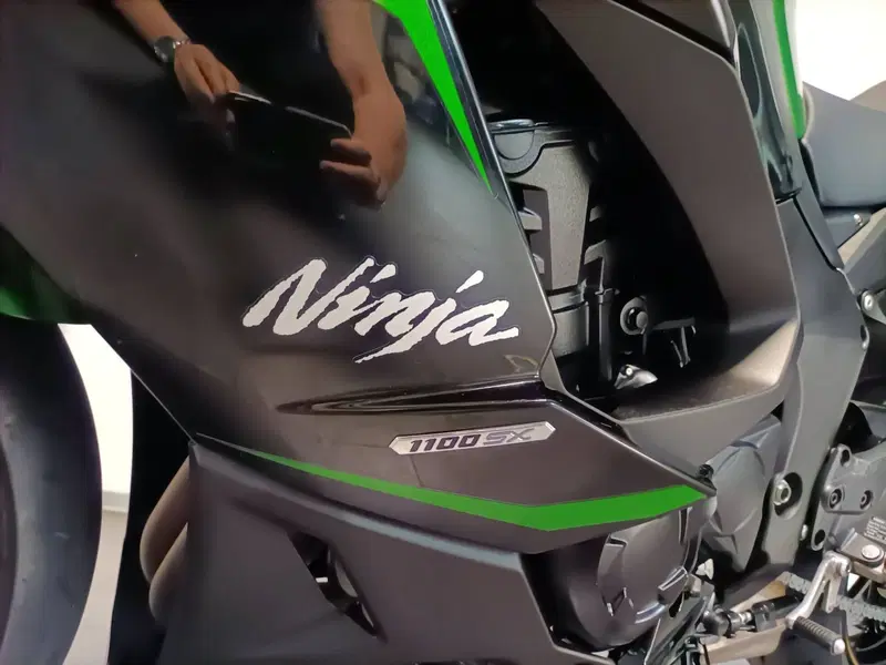 Kawasaki Ninja 1100 SX SE Tourer (2025 - 26) (7)